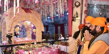 मुख्यमंत्री ने नाडा साहिब गुरुद्वारा में मत्था टेका