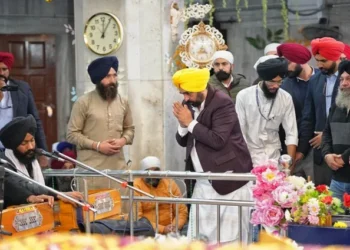 मुख्यमंत्री मान ने गुरुद्वारा भट्ठा साहिब में माथा टेका