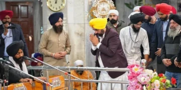 मुख्यमंत्री मान ने गुरुद्वारा भट्ठा साहिब में माथा टेका