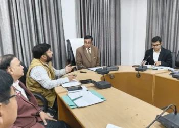 राज्य निर्वाचन आयुक्त ने की तैयारियों की समीक्षा