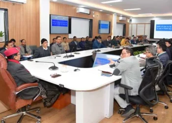 लोन वितरण व अदायगी के लक्ष्यों को लेकर सीएस का फूटा गुस्सा