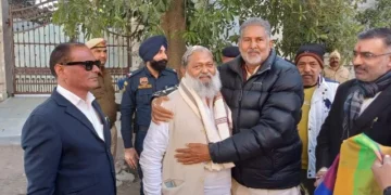 विज का मंत्रियों के पास ट्रांसफर अधिकार पर बड़ा बयान