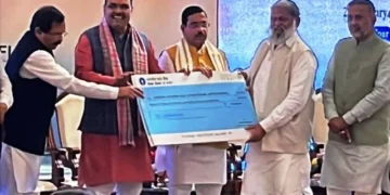विज ने की गांवों में सोलर पावर हाउस बनाने की पैरवी