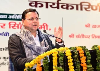 सीएम उत्तरांचल प्रेस क्लब कार्यकारिणी के शपथ ग्रहण में हुए शामिल