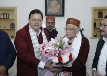 सीएम धामी ने की डॉ. जोशी से मुलाकात