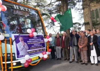 सीएम ने चिल्ड्रन ऑफ द स्टेट के दल को भ्रमण पर किया रवाना