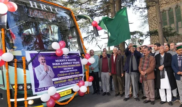 सीएम ने चिल्ड्रन ऑफ द स्टेट के दल को भ्रमण पर किया रवाना