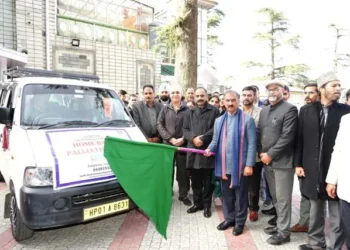 सीएम ने पॉलिटिव देखभाल वाहन को रवाना किया