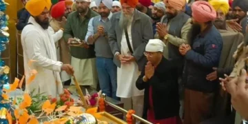 स्पीकर व मंत्रियों ने गुरुद्वारा टूट्टी गंडी साहिब में मत्था टेका