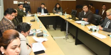 स्मार्ट सिटी से जुड़े प्रोजेक्ट्स तेजी से पूरे किए जाएं - मंत्री