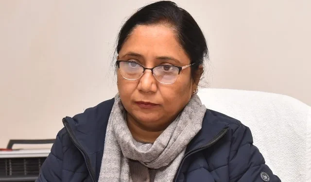 आशीर्वाद योजना का लाभ ले रहे हैं गरीब परिवार - मंत्री