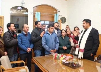 उप-मुख्यमंत्री से मिले ड्राइंग मास्टर के अभ्यर्थी