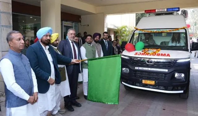 गांवों के लिए 10 नई मोबाइल मेडिकल यूनिट्स लॉन्च