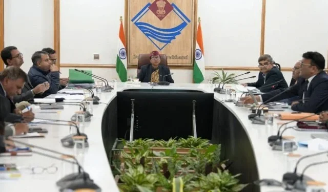 बिल्डिंग कोड्स का सख्ती से हो पालन - मुख्य सचिव