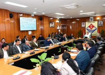 रिस्पना व बिंदाल कॉरिडोर का कार्य जल्द शुरू करें - सीएम