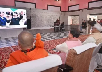 सीएम धामी ने सुना मन की बात का संस्करण