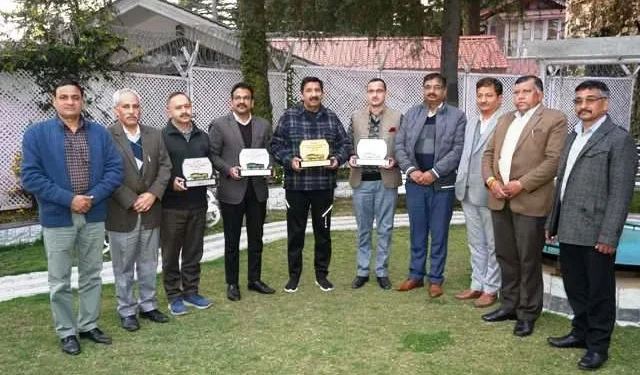 डिप्टी सीएम ने राष्ट्रीय पुरस्कार जीतने पर परिवहन निगम को बधाई दी