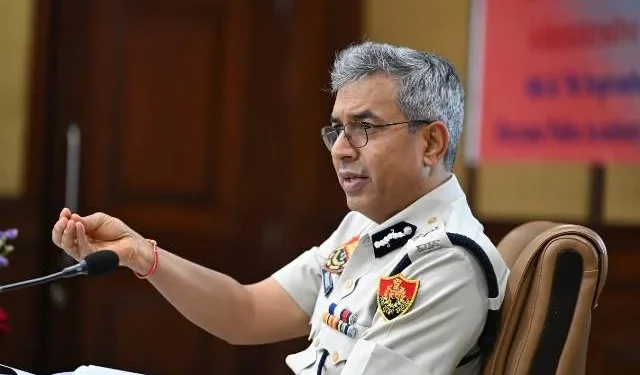 डीजीपी ने अपराध शाखा में लंबित मामलों की समीक्षा की