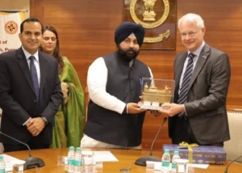 प्राइमरी टीचरों का ट्रेनिंग प्रोग्राम शुरू