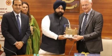 प्राइमरी टीचरों का ट्रेनिंग प्रोग्राम शुरू