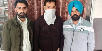 रिश्वत लेते पटवारी गिरफ्तार