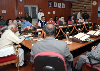 सरकार ने पंचायती राज संस्थाओं में आरक्षण 50 % किया - राज्यपाल