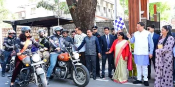सीएम धामी ने बाइक रैली को दिखाई हरी झंडी