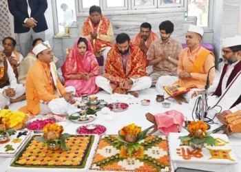 सीएम पहुंचे मनसा देवी मंदिर