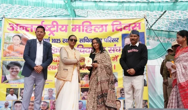 सीएस ने अंतर्राष्ट्रीय महिला दिवस पर आयोजित कार्यक्रम में की शिरकत