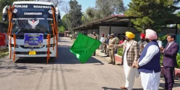 स्कूल प्रिंसिपल लेंगे सिंगापुर में ट्रेनिंग, सीएम ने बैच को दिखाई हरी झंडी