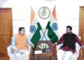 उत्तराखंड की हवाई कनेक्टिविटी बढ़ाने और पर्यटन को बढ़ावा देने के लिए मुख्यमंत्री धामी ने केंद्रीय मंत्री से की बैठक