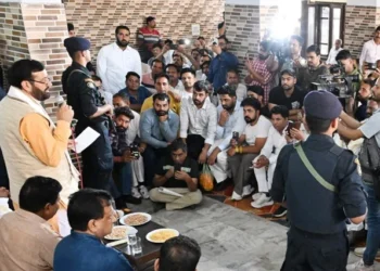 "गांव चलो" अभियान के तहत पंचकूला के रामगढ़ गांव पहुंचे सीएम सैनी