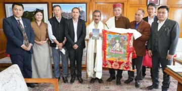 निर्वासित तिब्बत सरकार के प्रतिनिधिमंडल ने सीएम से की भेंट