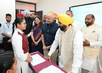 पेरेंट्स ने की शिक्षा के मुद्दे पर सीएम मान की प्रशंसा