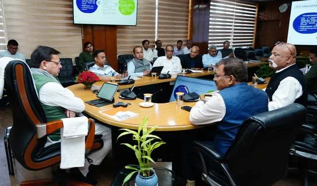 फिट उत्तराखंड के लिए बनाया जाए एक्शन प्लान - धामी