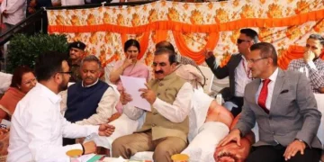 मुख्यमंत्री ने सिरमौर जिले के लोगों की समस्याएं सुनी
