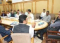 सीएम ने की शिमला व भुंतर हवाई अड्डों की विस्तार परियोजनाओं की समीक्षा