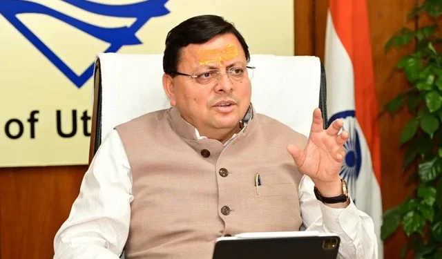 शहर व गांवों में पेयजल आपूर्ति के पर्याप्त प्रबंध किए जाएं - धामी