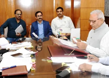 सड़कों की मरम्मत के लिए बनाई खास योजना - गंगवा