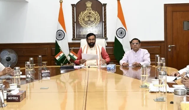 सीएम ने पोर्टल के कारण किसानों को परेशानी का लिया संज्ञान