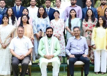 सीएम सैनी से की यूपीएससी उत्तीर्ण अभ्यर्थियों ने मुलाकात