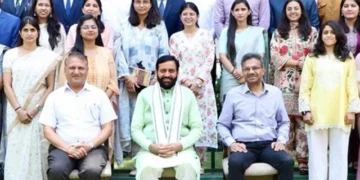 सीएम सैनी से की यूपीएससी उत्तीर्ण अभ्यर्थियों ने मुलाकात