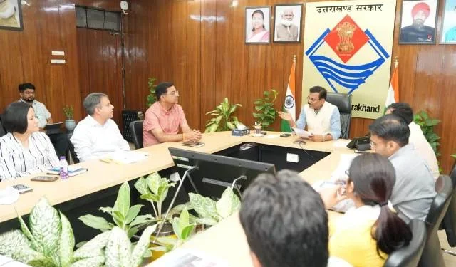देहरादून में यातायात समस्या का समाधान ढूंढने को हुई उच्चस्तरीय बैठक