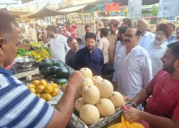 मंत्री ने अबोहर नागरिकों से सीधी बातचीत कर सुनी उनकी समस्याएं