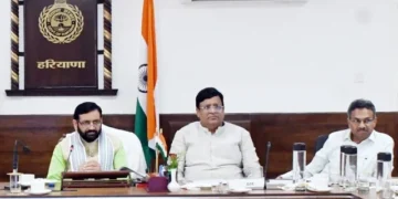 मुख्यमंत्री ने नगर निकायों के साथ बैठक कर कचरा प्रबंधन पर चर्चा की