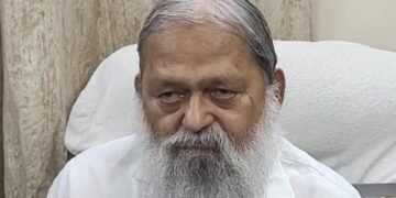 मंत्री विज ने चैनलों को दी नसीहत