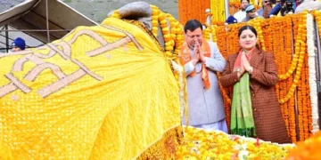 हर हर महादेव के जयकारों के बीच केदारनाथ धाम में शुरू हुआ पावन सत्र