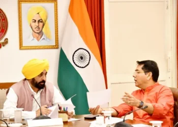 1958 के दुकान अधिनियम में संशोधन कर कारोबारियों को मिलेगी छूट