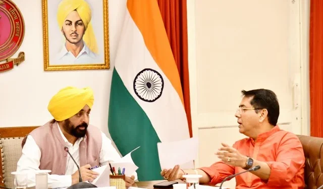 1958 के दुकान अधिनियम में संशोधन कर कारोबारियों को मिलेगी छूट