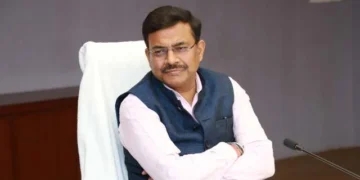 उत्तराखंड: हेली एम्बुलेंस सेवा फिर से शुरू करने का अनुरोध, सिन्हा ने दिया आश्वासन